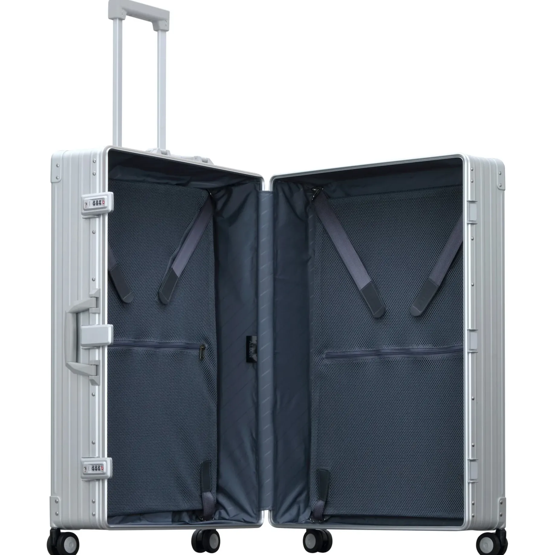 32 Macro Plus - 4-Rollen-Trolley 82.5 cm (silver)