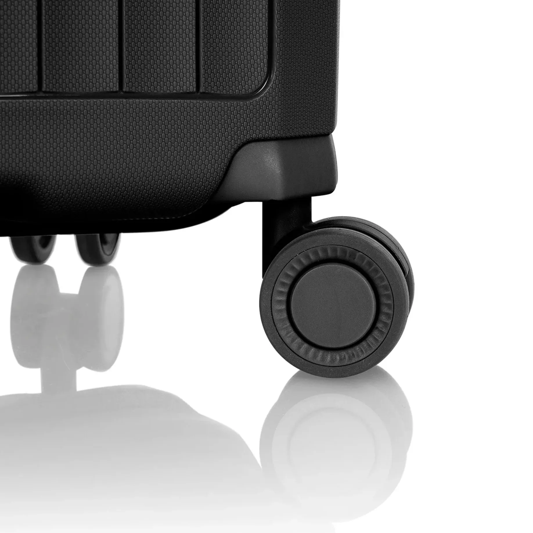 AirLite - 4-Rollen-Trolley M 66 cm erw. (schwarz)
