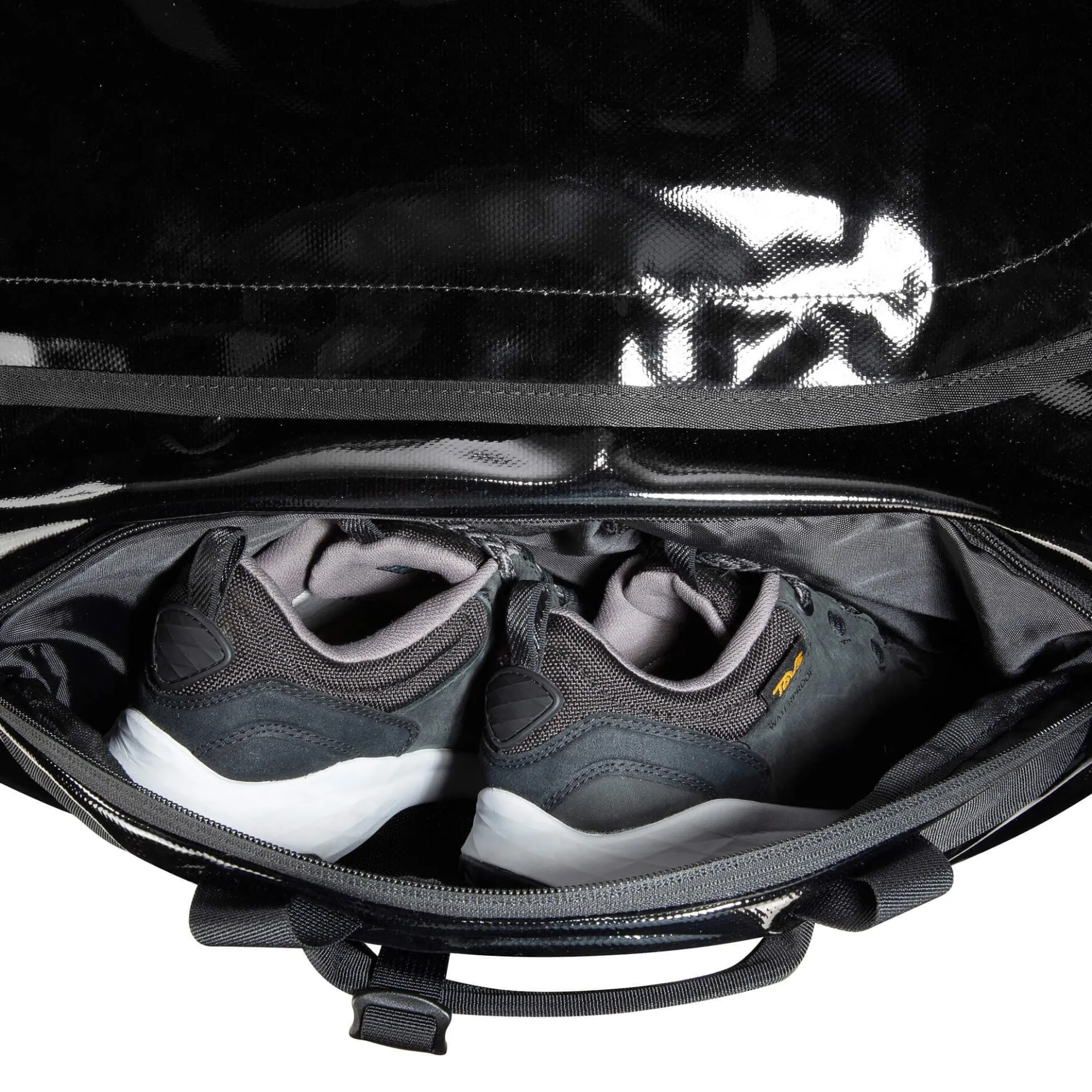 Barrel 130 - Reisetasche 82 cm (black)
