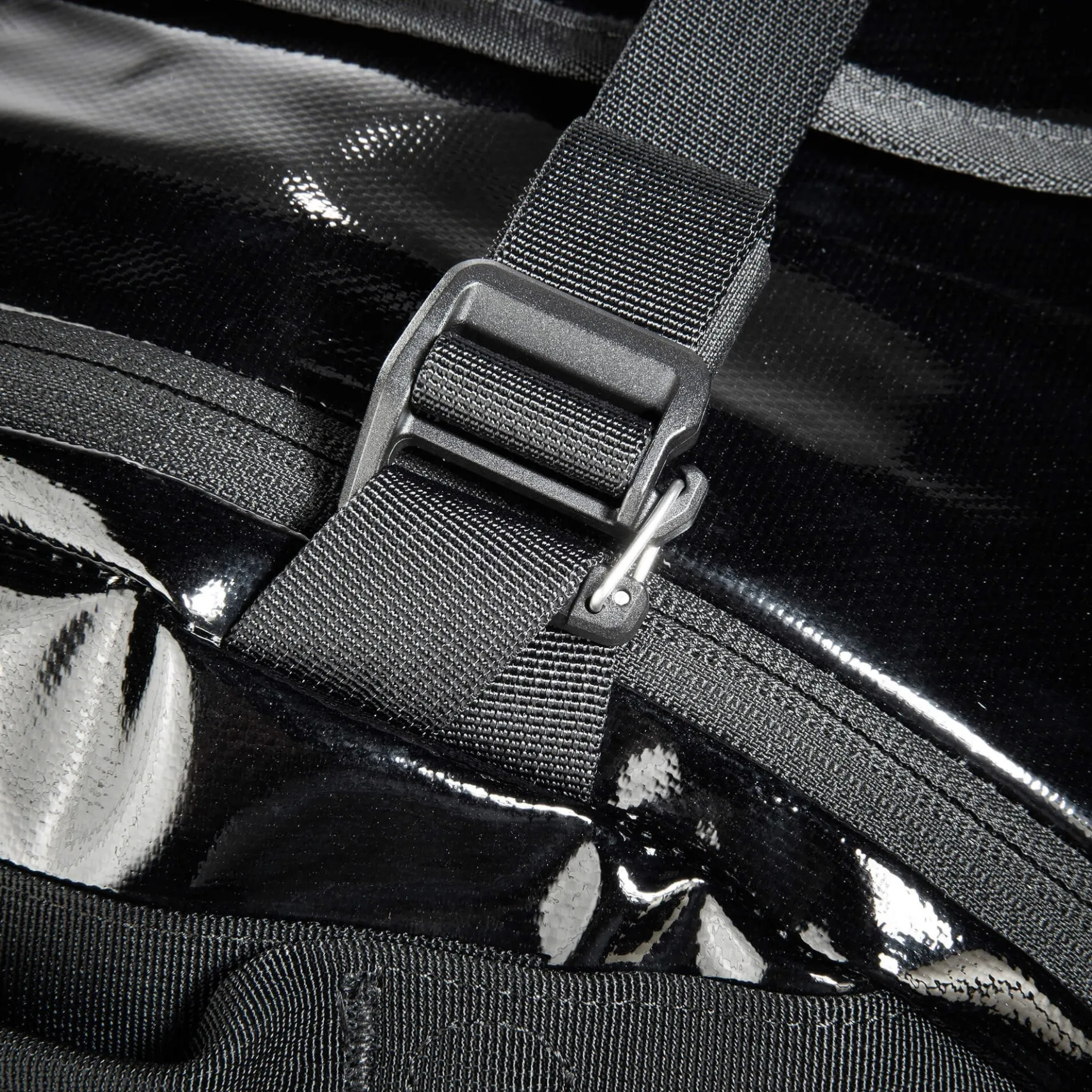 Barrel 130 - Reisetasche 82 cm (black)