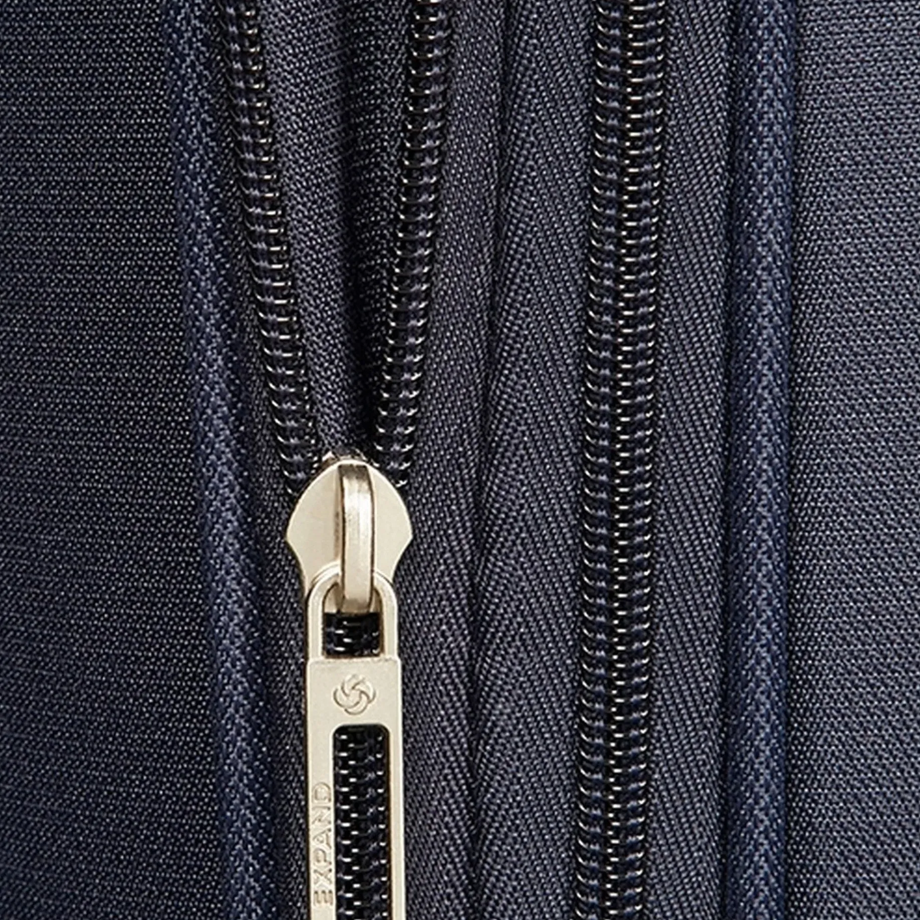Base Boost - 4-Rollen-Trolley L 78 cm erw. (navy blue)