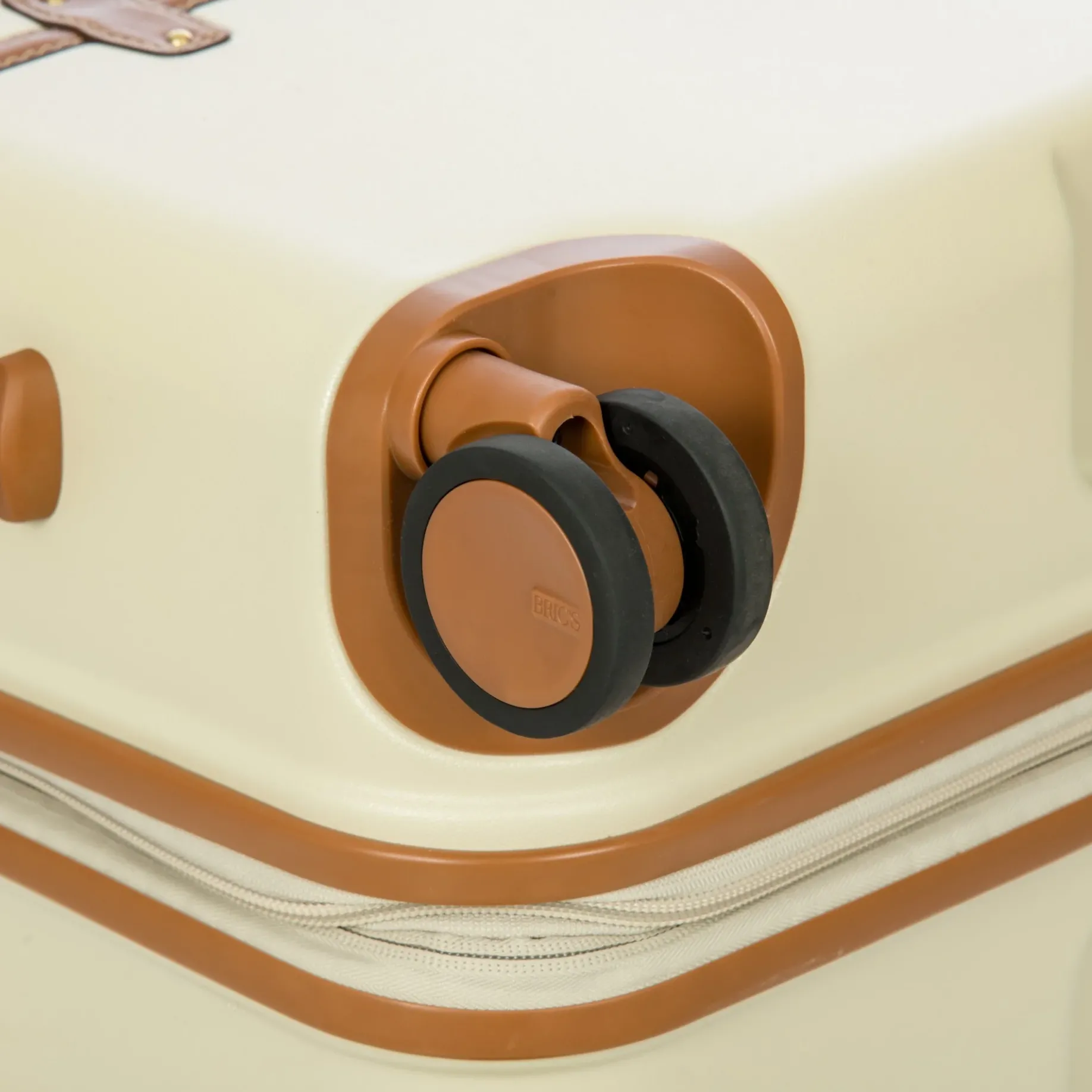 Bellagio - 4-Rollen-Trolley 82 cm erw. recycelt (cream)