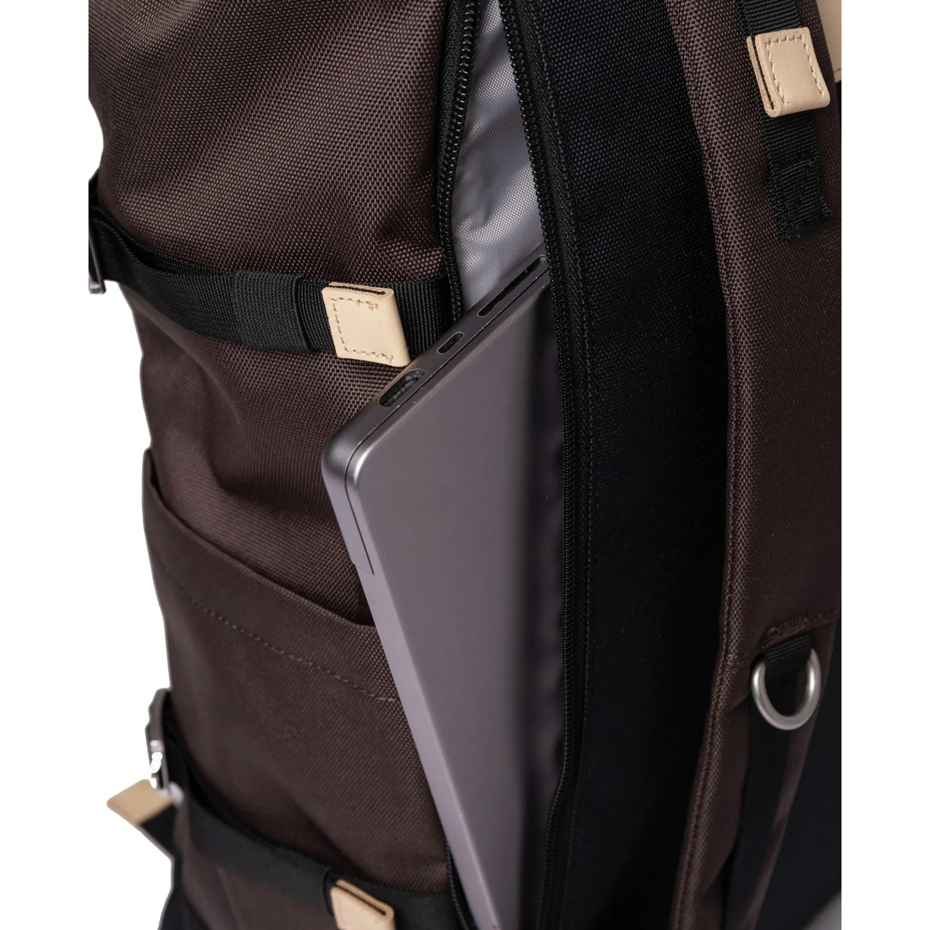 Bernt - Rucksack 13" 65 cm erw. (brown)