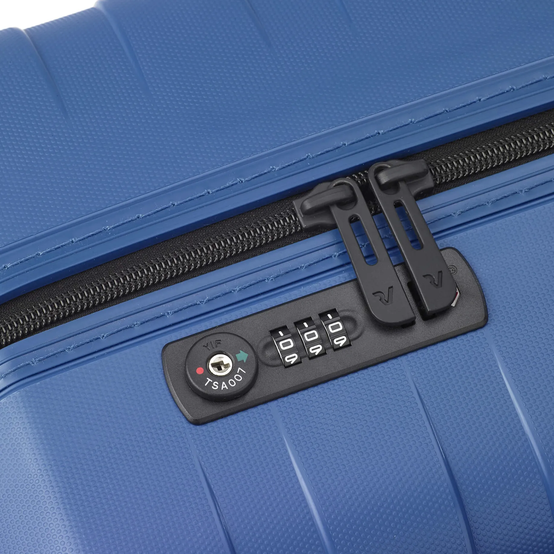 Box Sport 2.0 - 4-Rollen-Trolley M 69 cm (nero/navy)