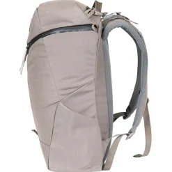 Catalyst 22 - Rucksack 16