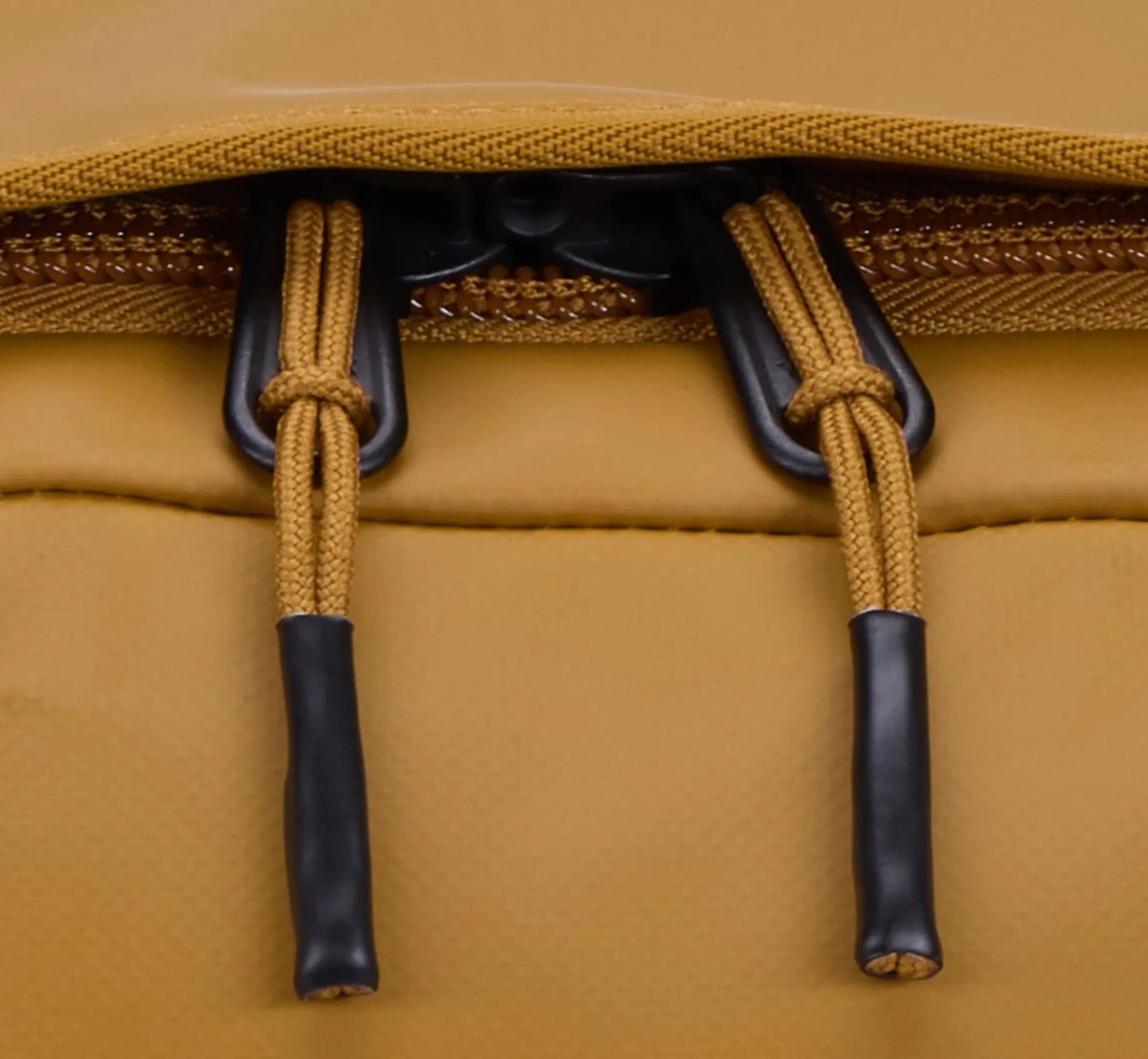 Chasm 30 - Reisetasche 48.5 cm (golden)