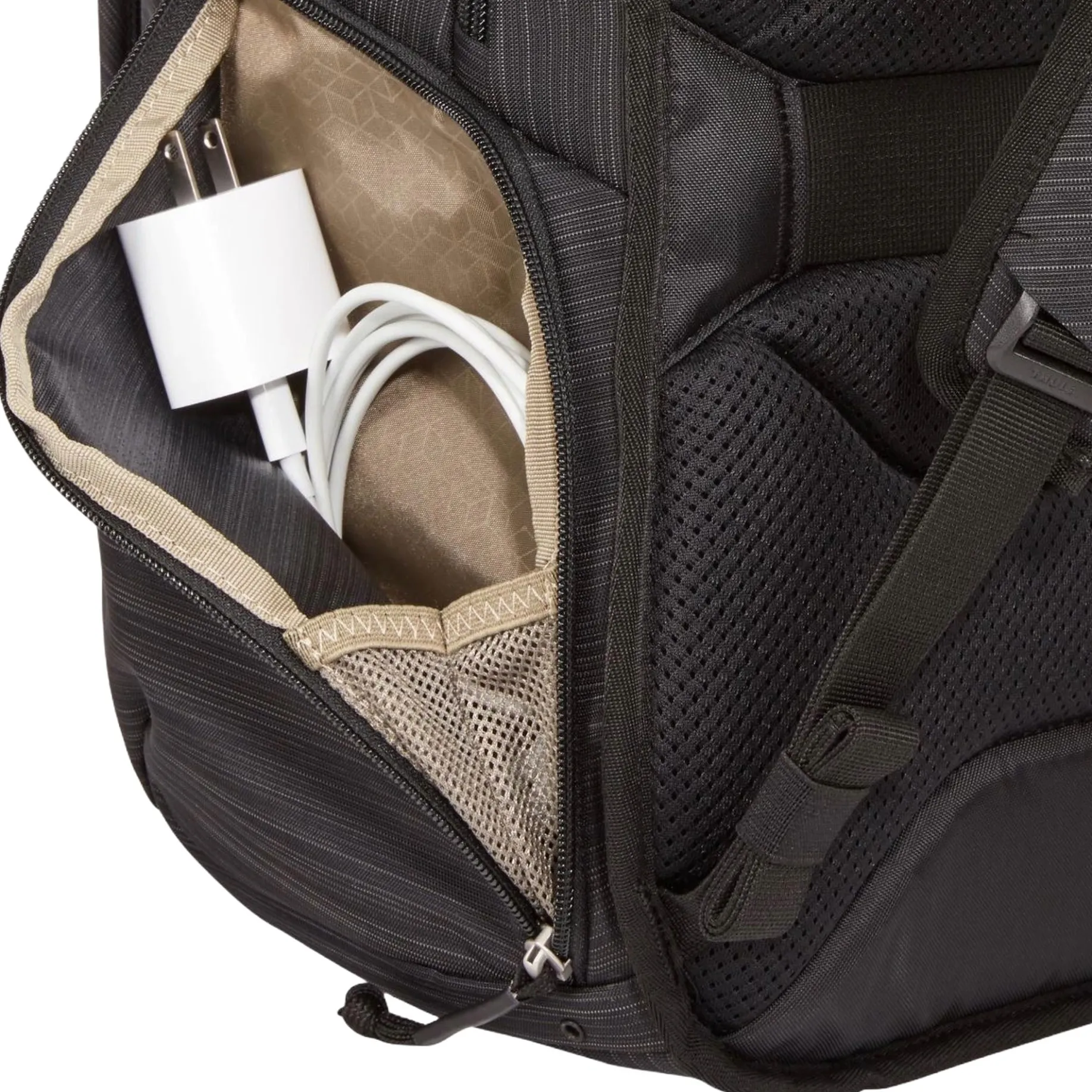 Construct 28 - Rucksack 15.6" 49 cm (black)