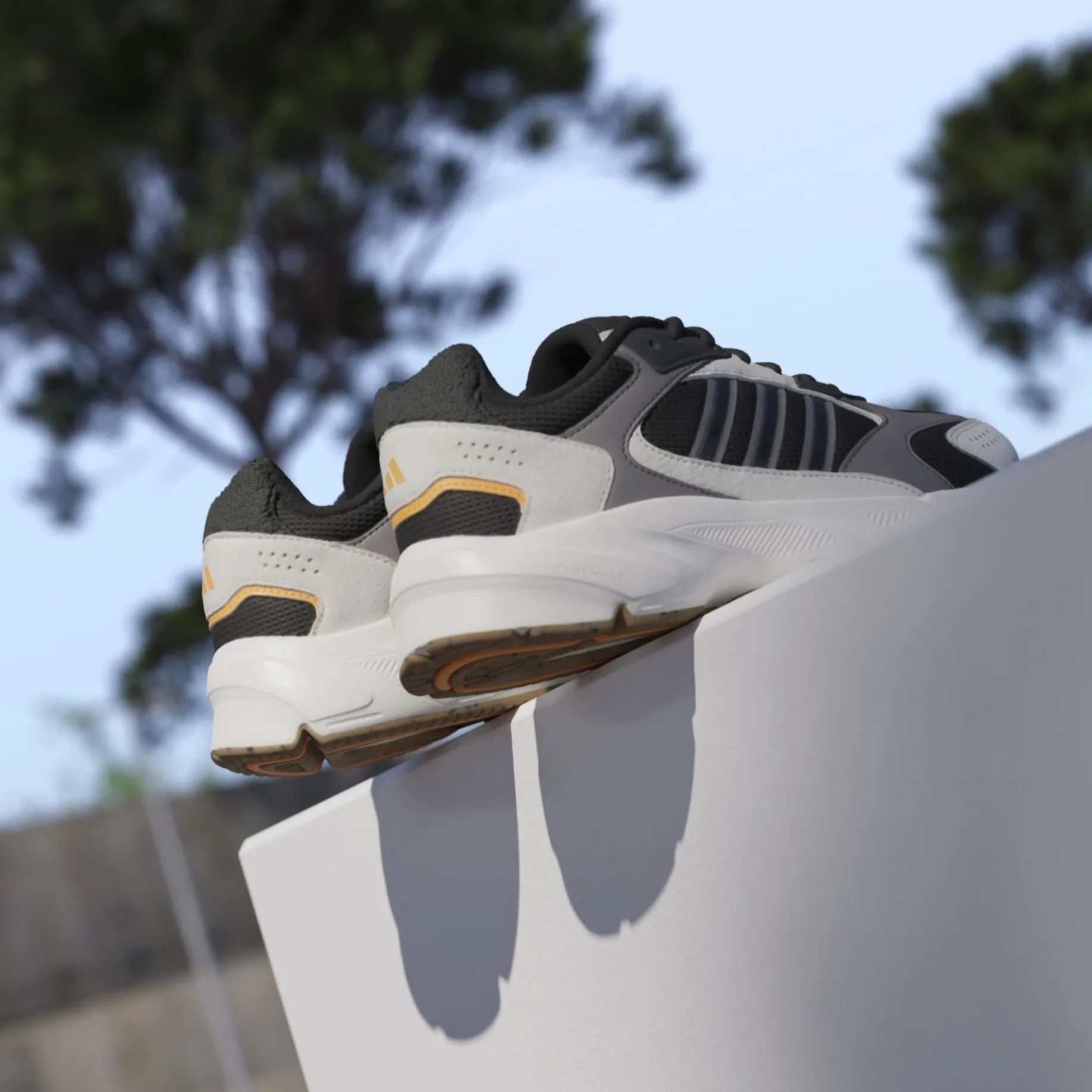 Crazychaos 2000 Sneaker - Schuh (core black/core white/crew orange, 40)