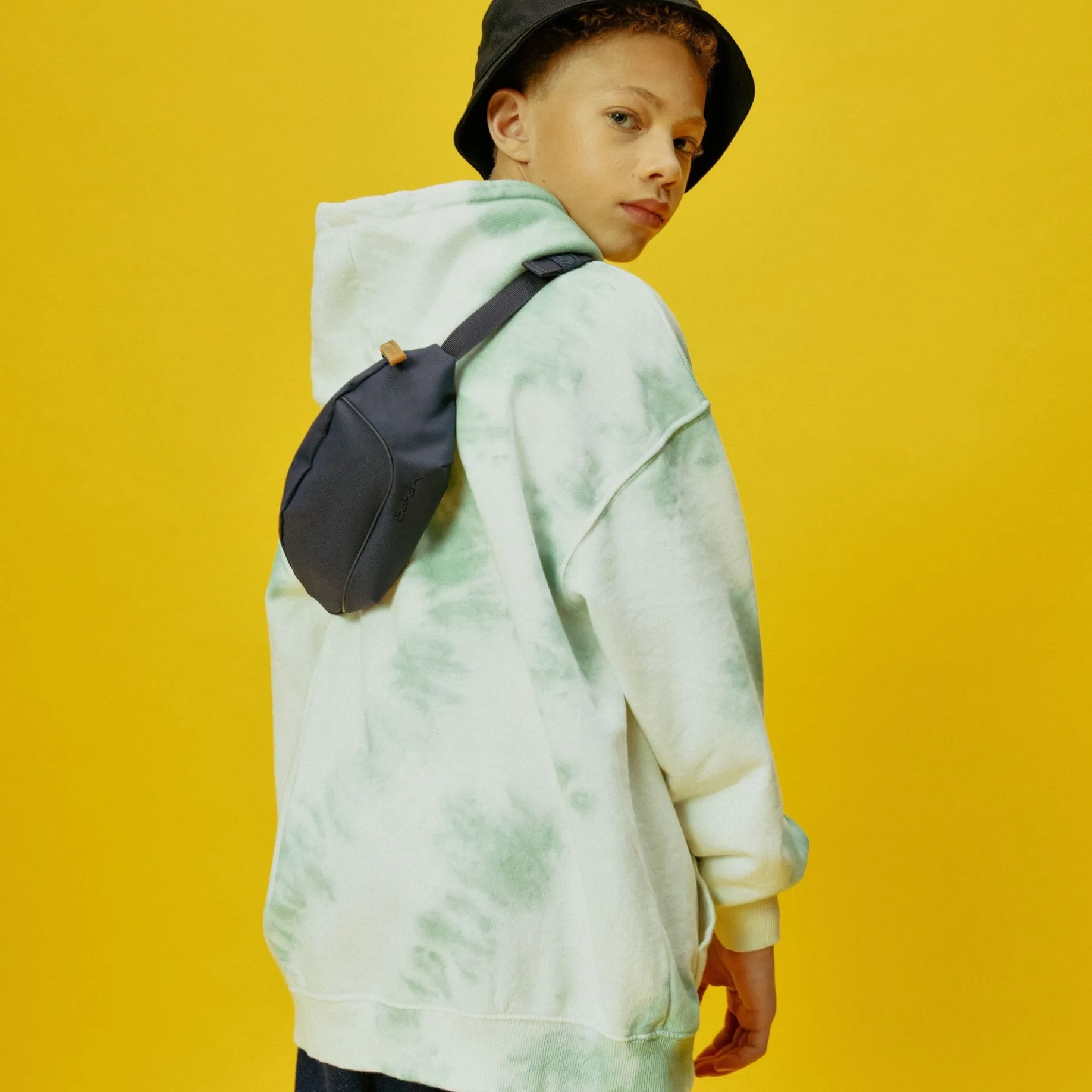 Cross Easy - Umhängetasche 23 cm (pure navy)