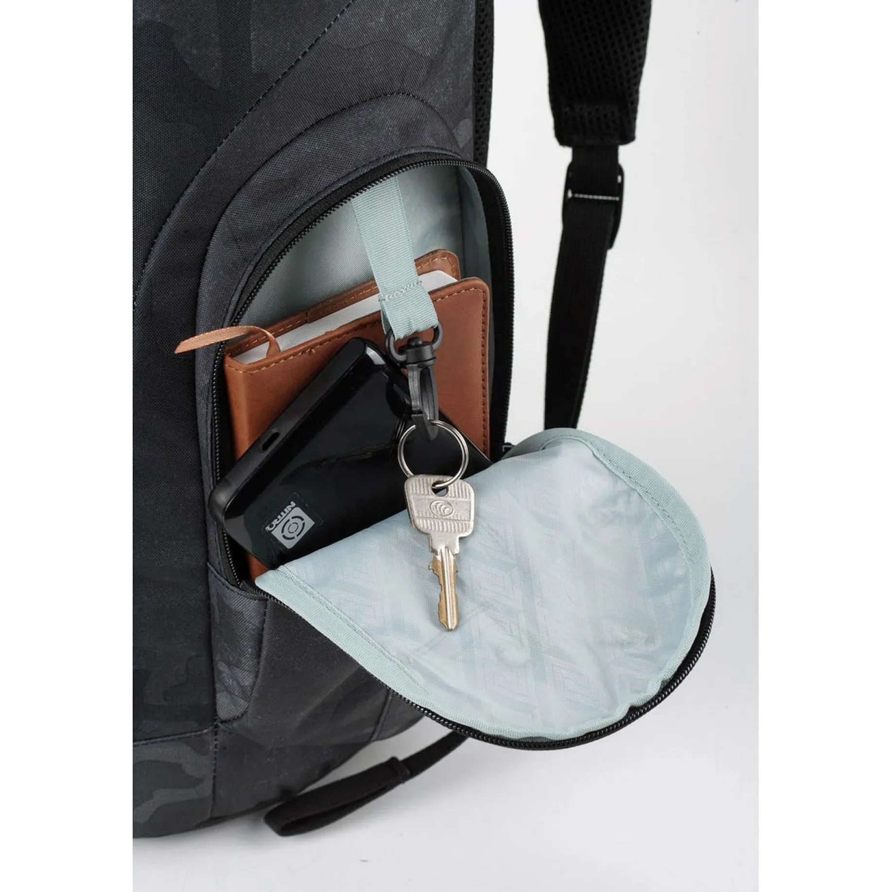 Daypacker - Rucksack 46 cm (forged camo)