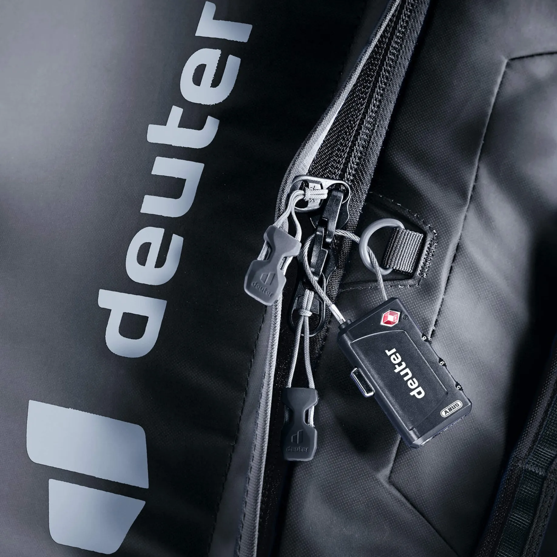 Duffel Pro Movo 36 - Rollenreisetasche 52 cm (black)