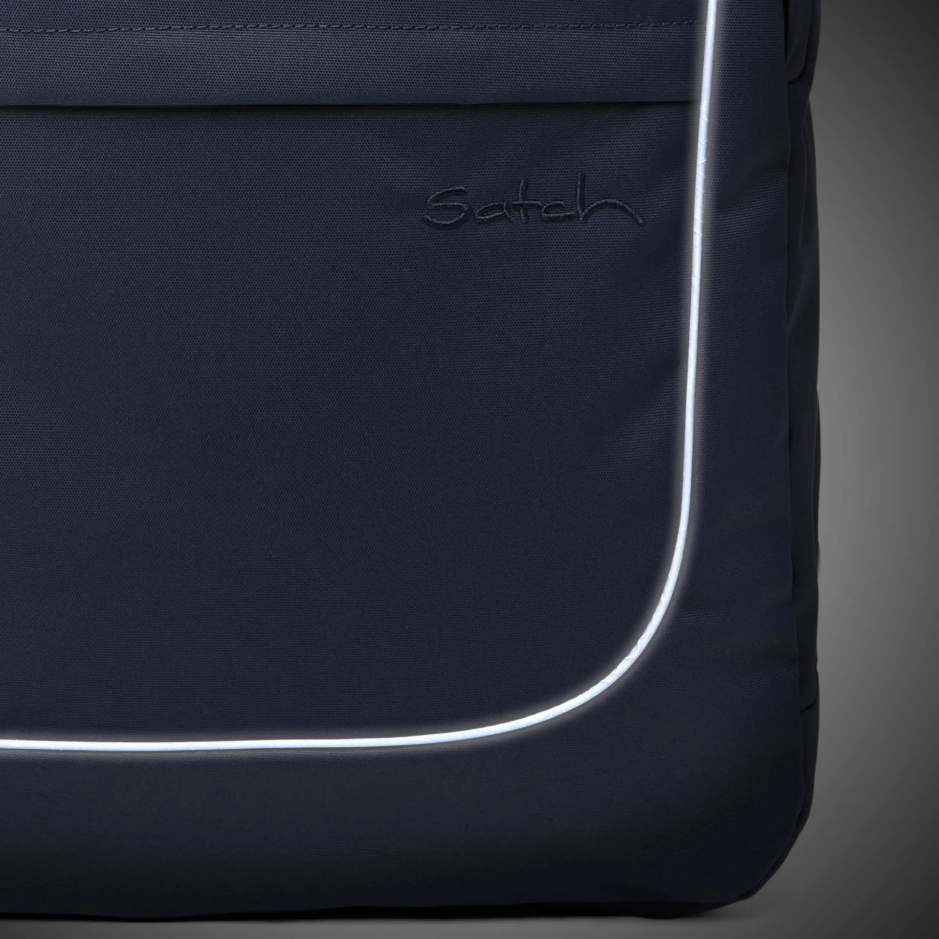 Fly - Freizeitrucksack 45 cm (pure navy)