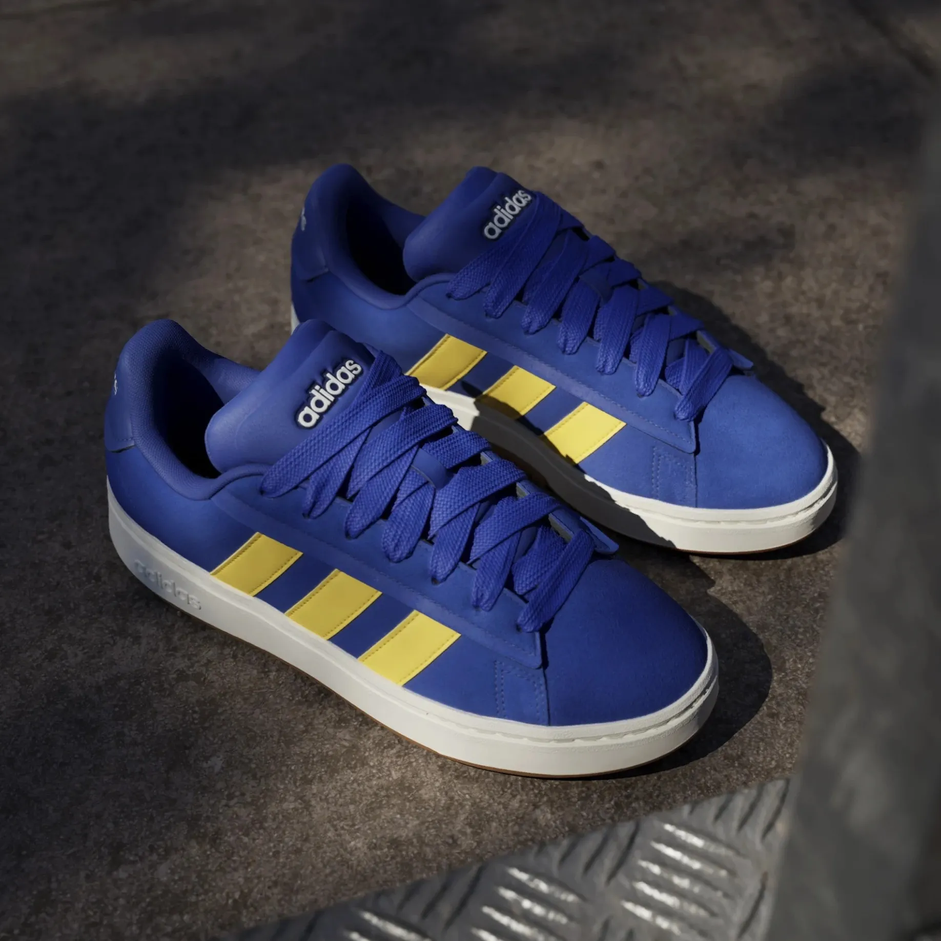 Grand Court Alpha 00s Sneaker- Schuh Men (selubl/utiyel/owhite, 39 1/3)