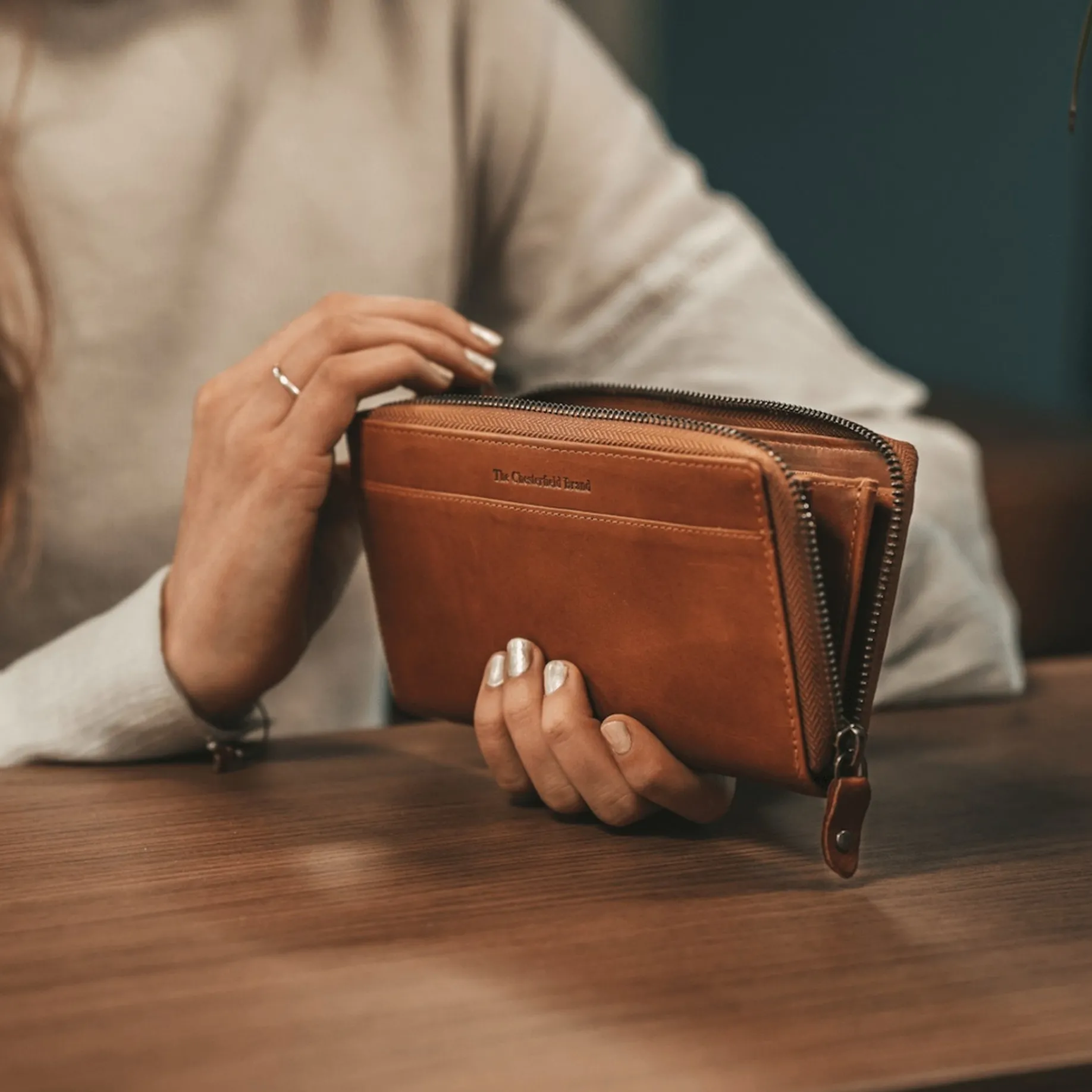 Halle - Geldbörse 25cc 19 cm RFID (cognac)