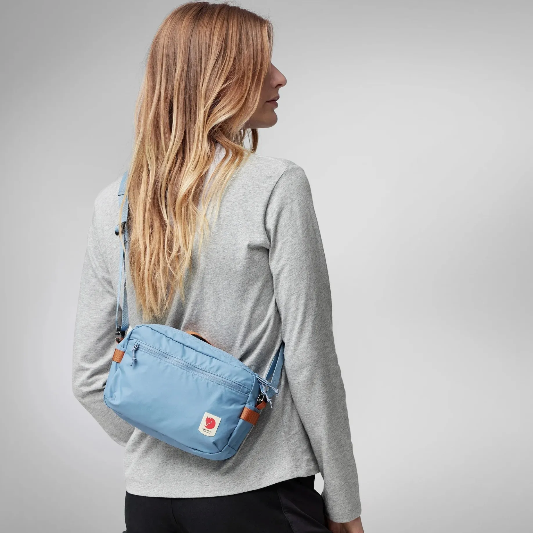 High Coast Crossbody - Umhängetasche 24 cm (dawn blue)