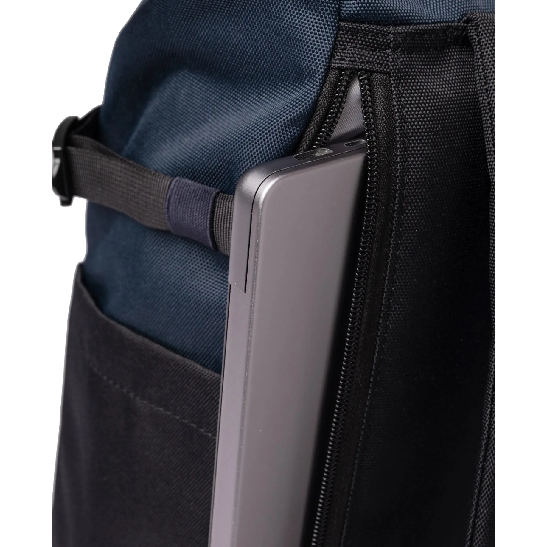 Ilon - Rucksack 14" 60 cm erw. (multi black/navy)