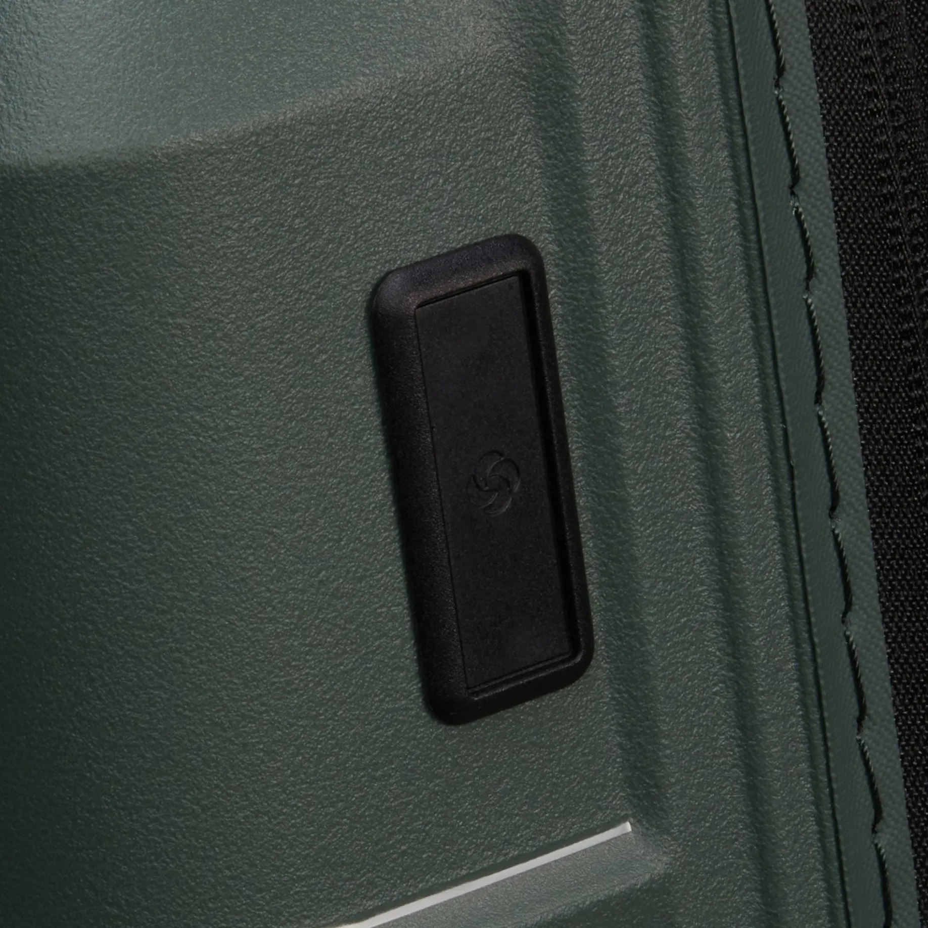 Intuo - 4-Rollen Kabinentrolley 55 cm erw. (olive green)