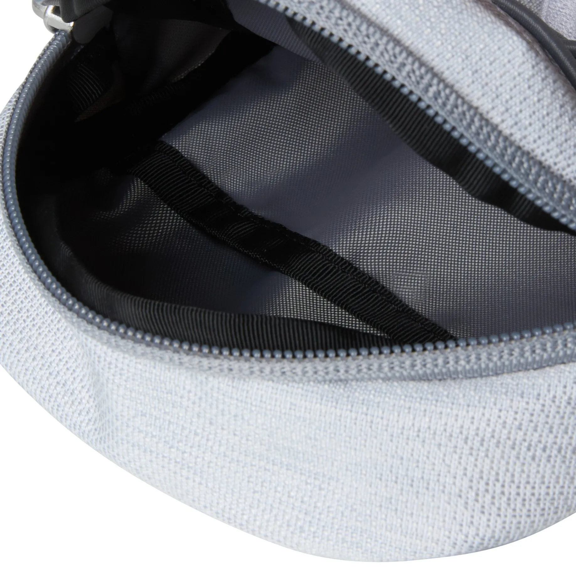 Jester Crossbody - Umhängetasche 20.7 cm (tnf white metallic mela)