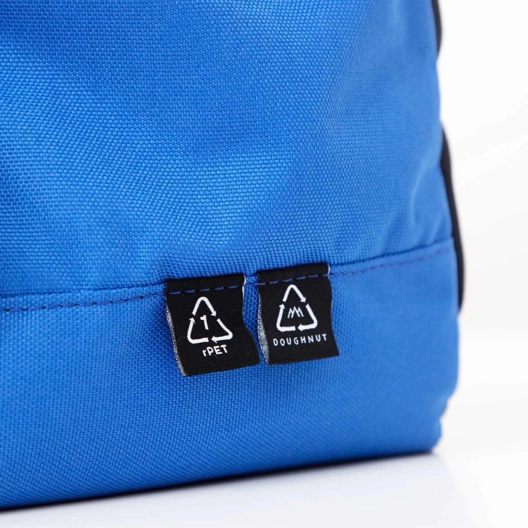 Jetpack Reborn 22 - Rolltop Rucksack 15" 68 cm erw. (schwarz x grapefruit)