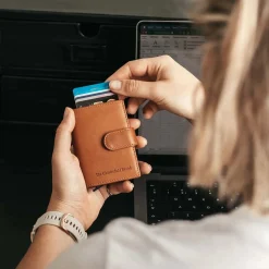 Leipzig - Kreditkartenetui 6cc 10 cm RFID (cognac)