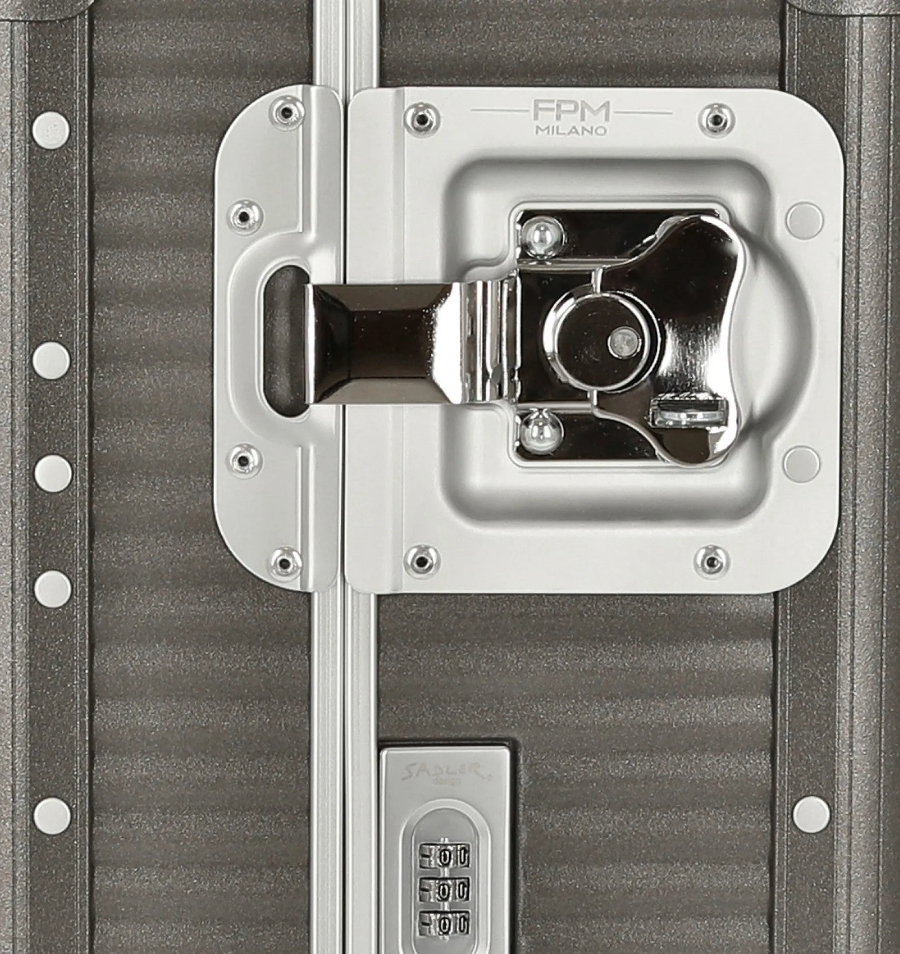 Milano Bank aluminum Spinner 55 M - 4-Rollen-Kabinentrolley 55/25 cm (steel grey)