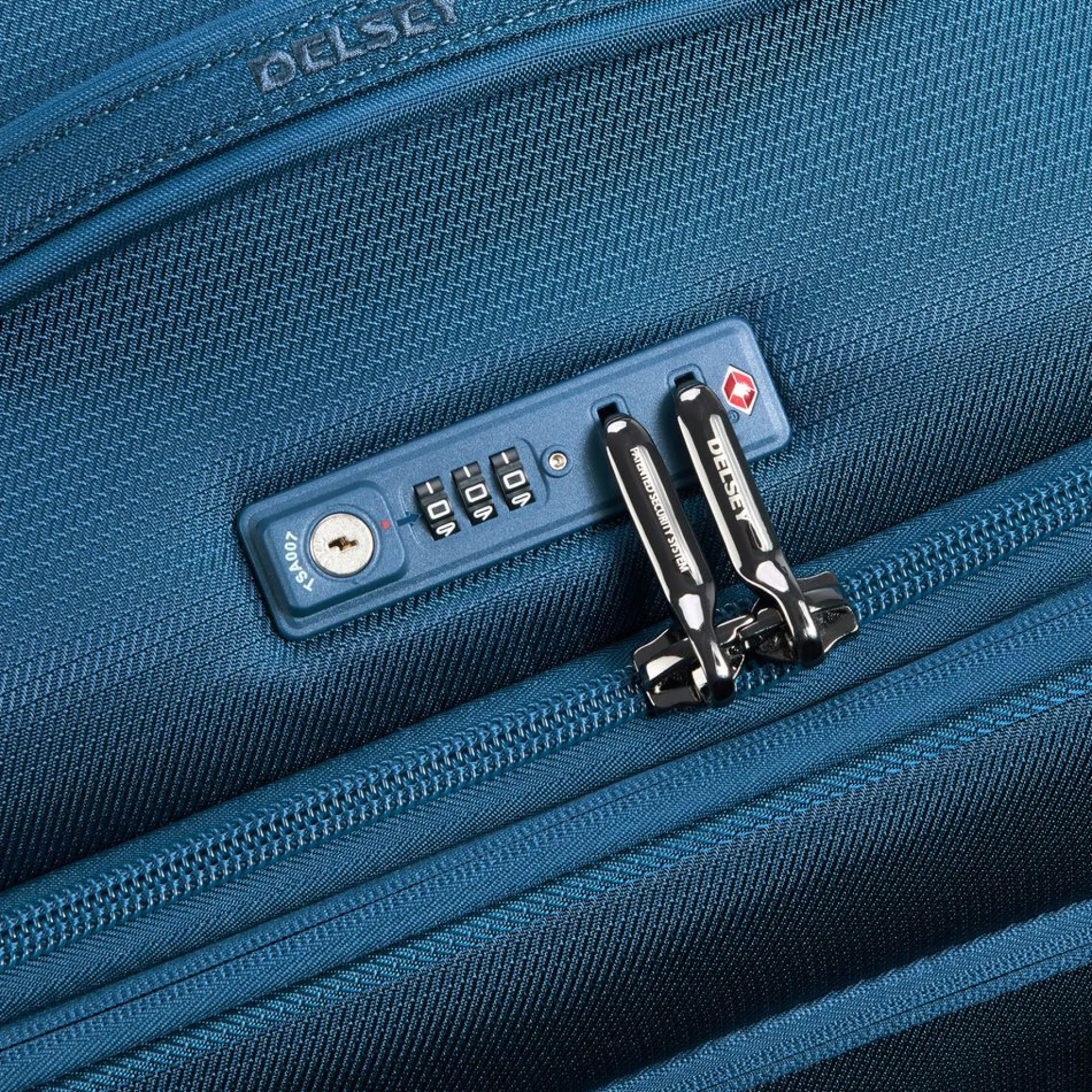 Montmatre Air 2.0 - 4-Rollen-Trolley 83 cm erw. (blau)