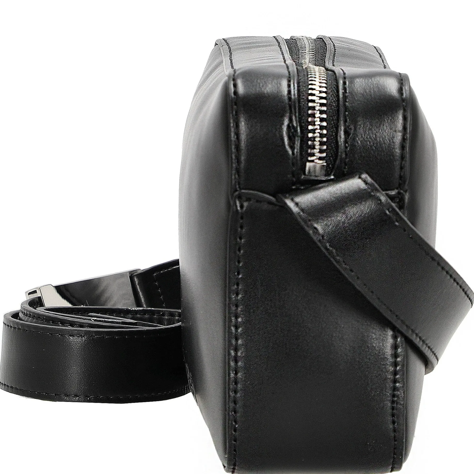 Must - Umhängetasche 22.5 cm (ck black)
