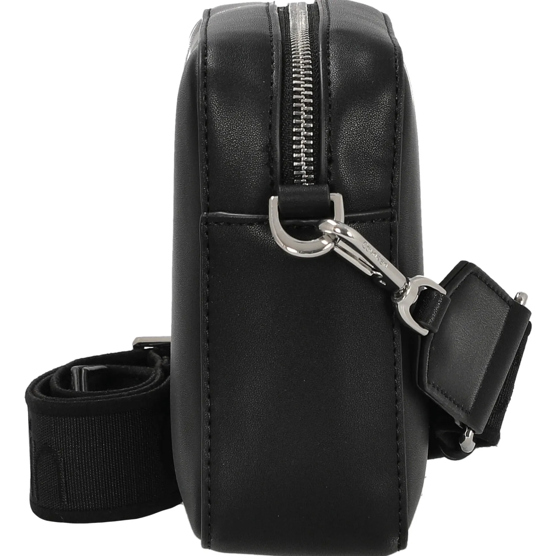 Must - Umhängetasche S 21 cm (ck black)