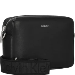 Must - Umhängetasche S 21 cm (ck black)