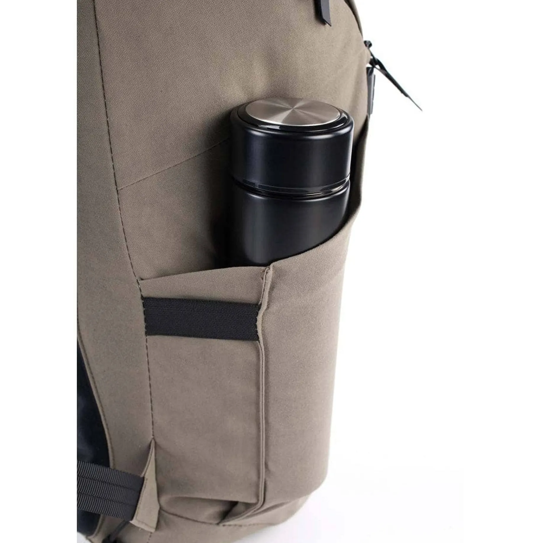 Nikuro - Laptoprucksack 49 cm (waxed lizard)