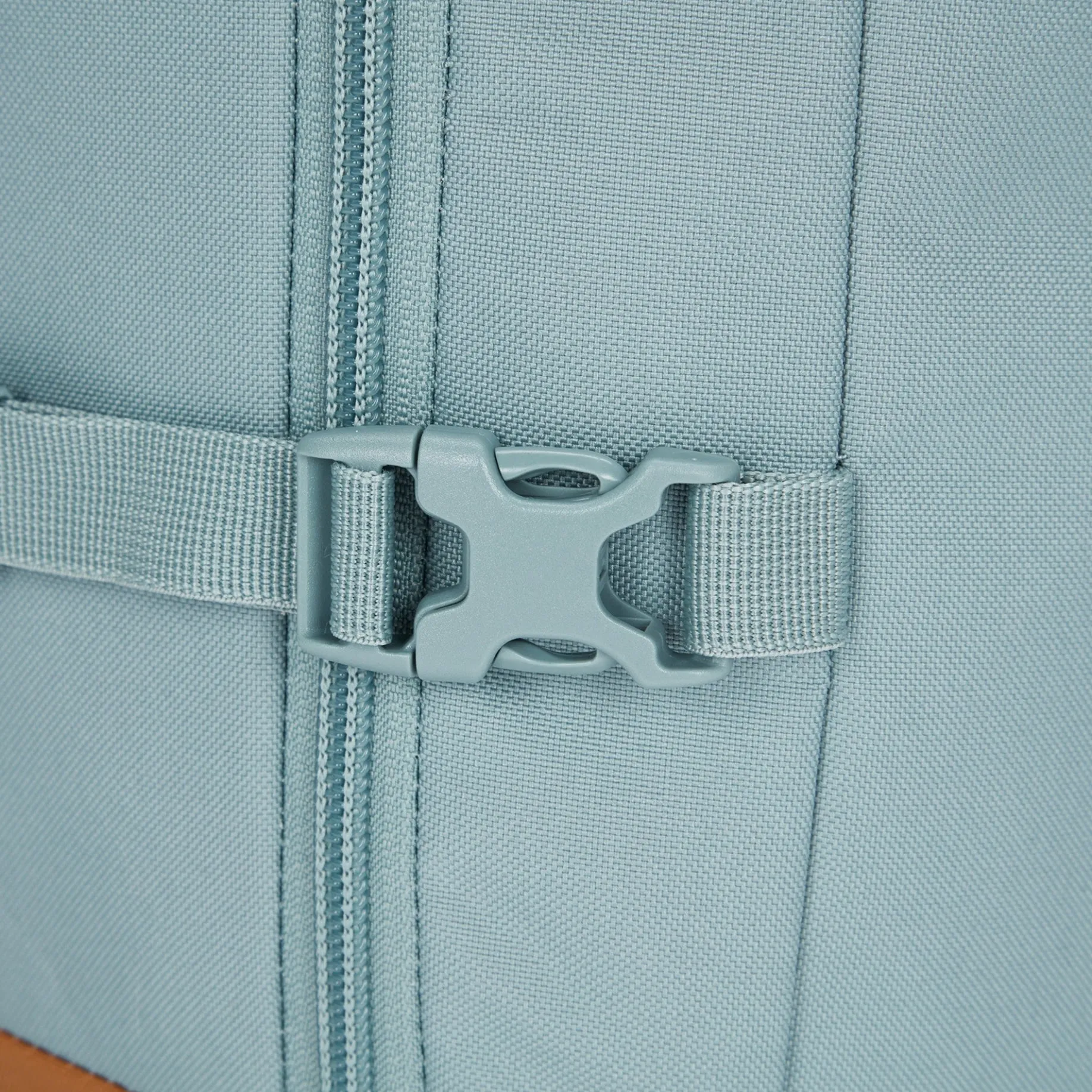 pacsafe GO Carry-on 44 - Reiserucksack 53 cm RFID (fresh mint)