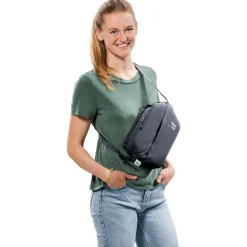 Passway 2 - Umhängetasche 28 cm (black)