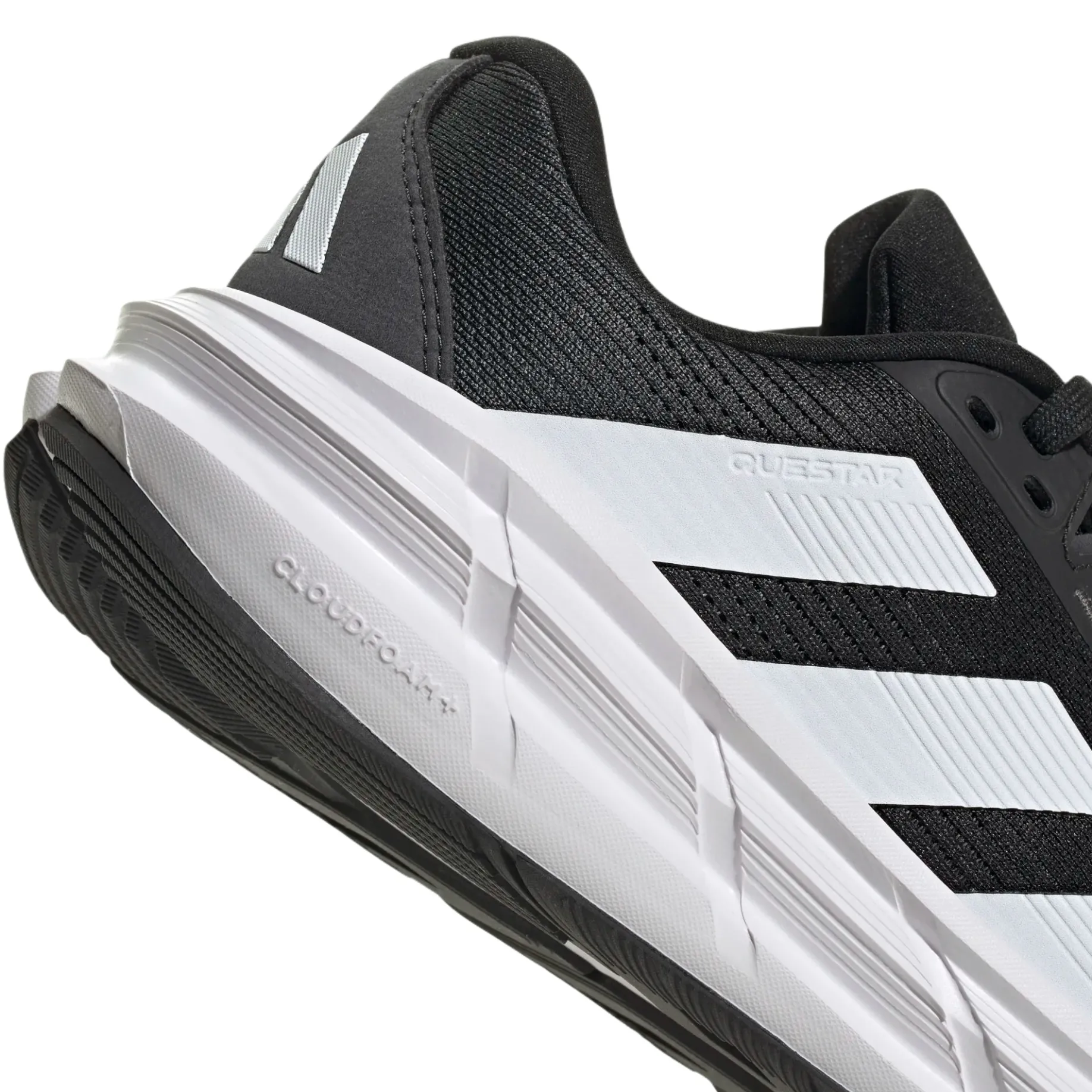 Questar 3 W - Laufschuh Women (core black/ftwr white/carbon, 38)