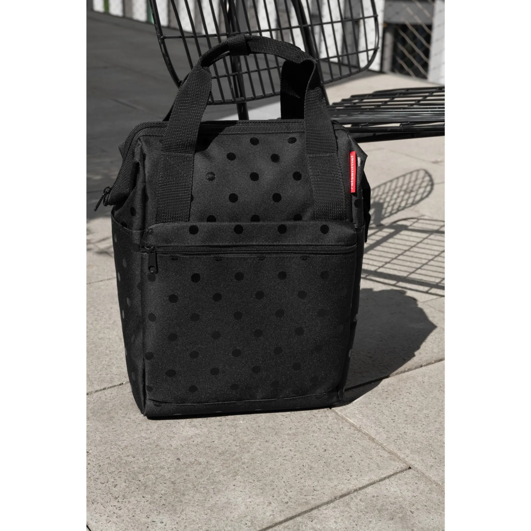 reisenthel travelling allrounder R - Rucksack 40 cm (glossy dots black)