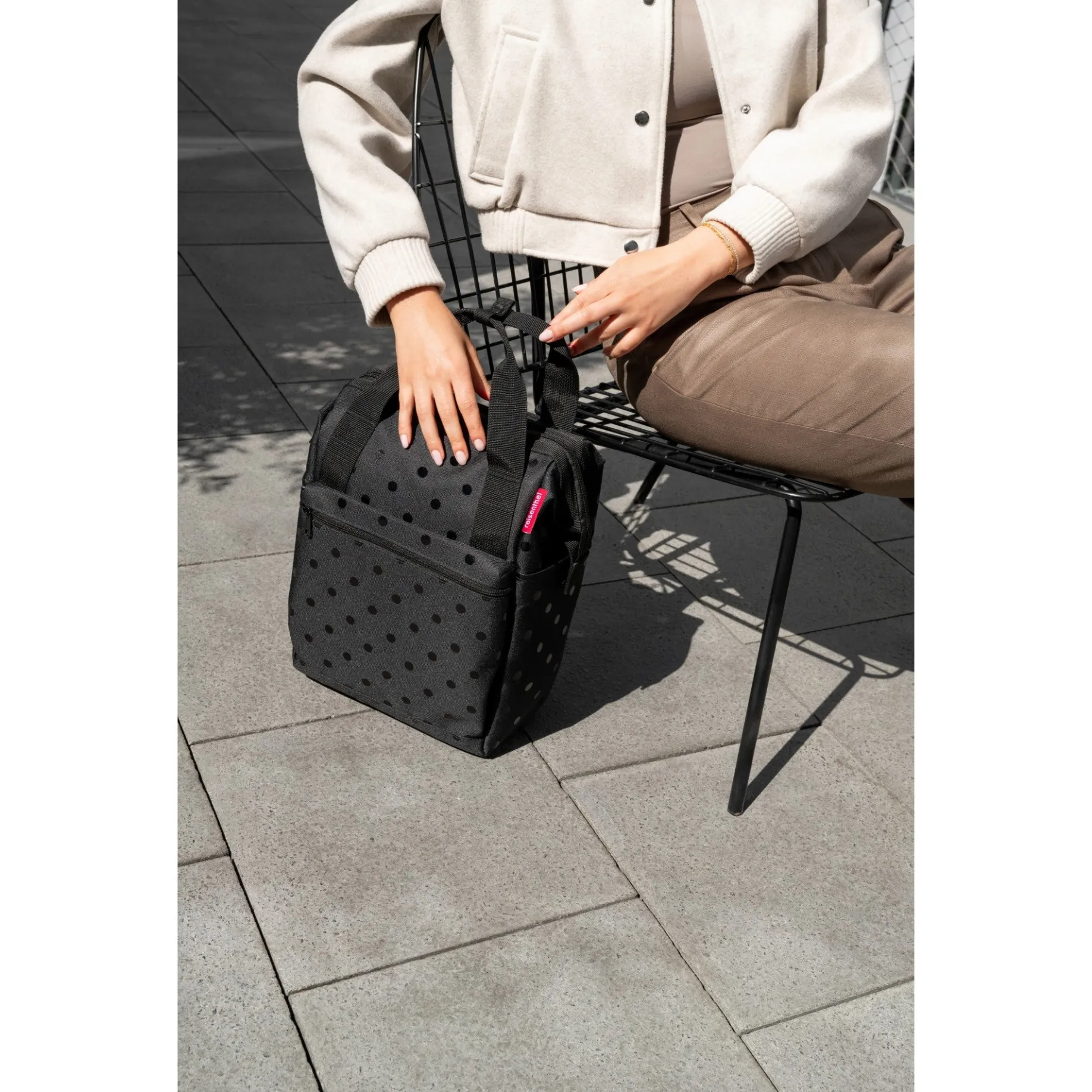 reisenthel travelling allrounder R - Rucksack 40 cm (glossy dots black)