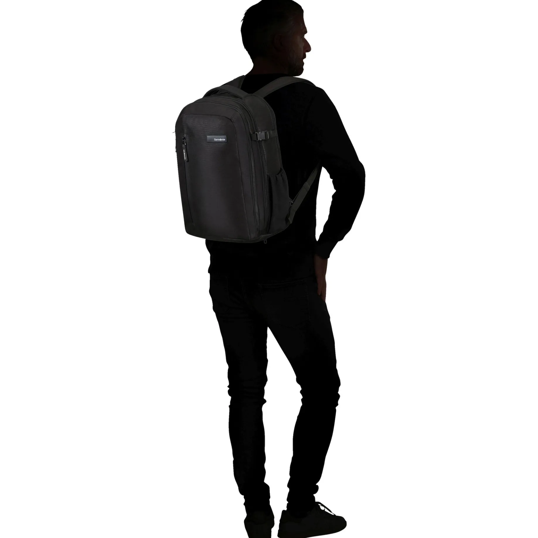 Roader - Rucksack M 15.6" 44 cm (deep black)