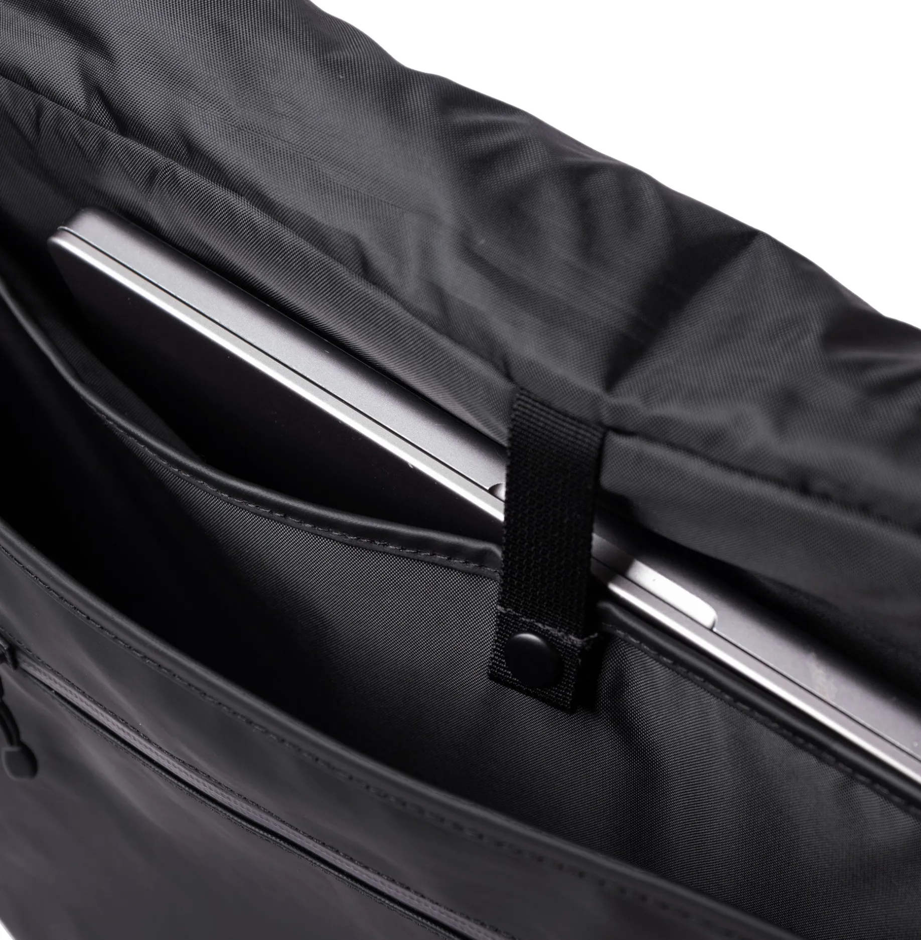 Stream Messenger - Umhängetasche 16" 44 cm (black)