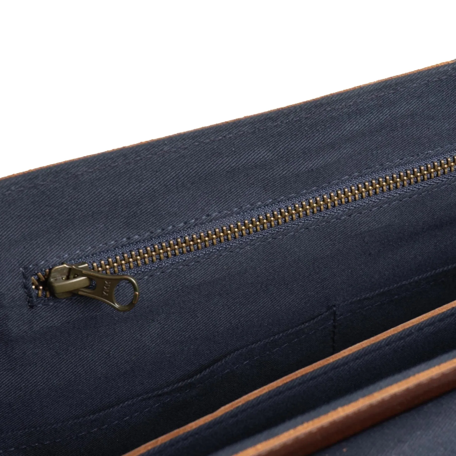 Times - Messenger Bag 15.7" 36 cm (braun)