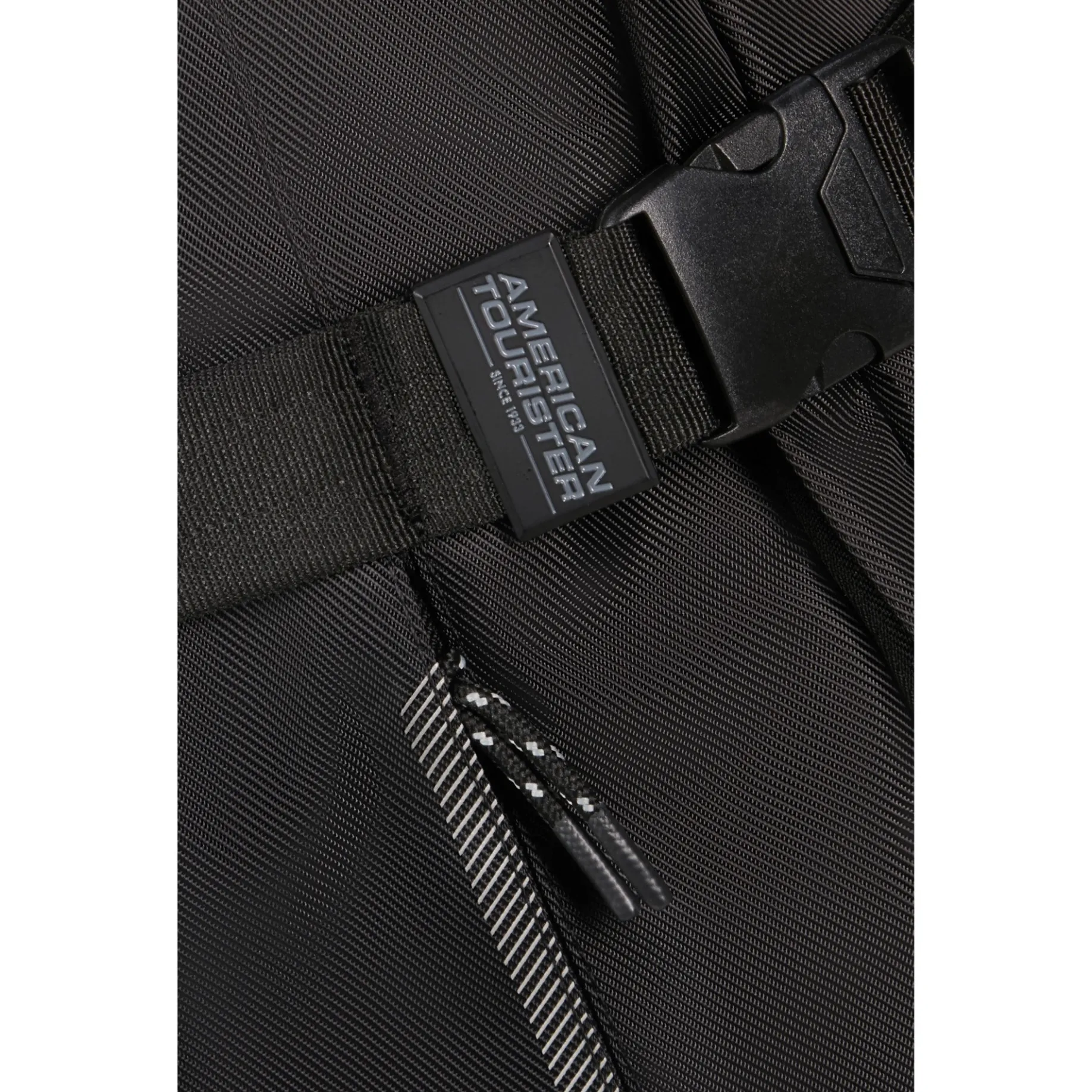 Urban Track - Reiserucksack 55 cm (schwarz)