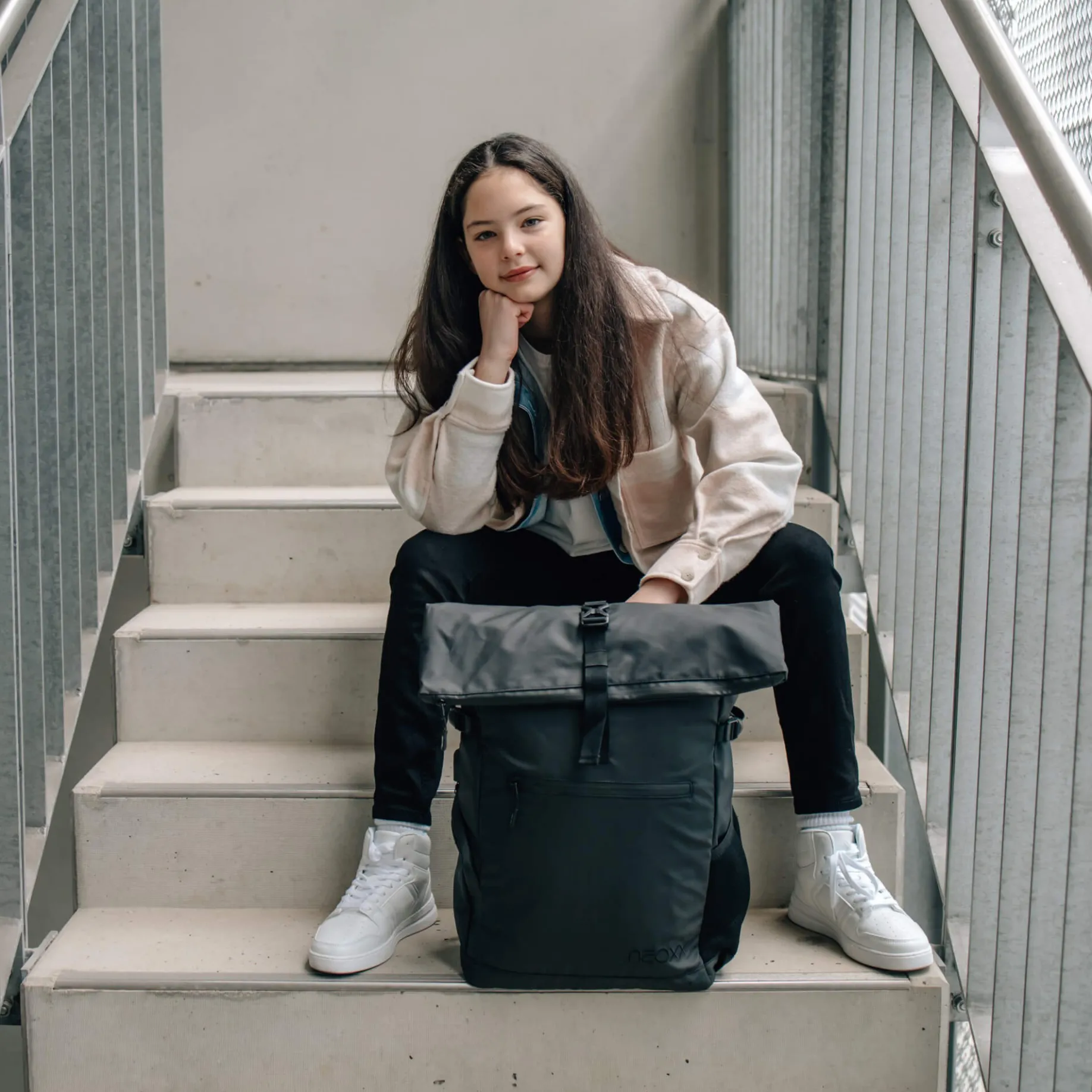 VIBE Roll Top - Rucksack 15" 45 cm USB (urban)